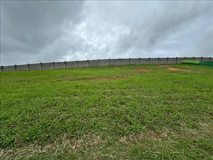 Terreno à Venda