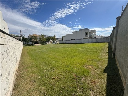 Terreno à Venda