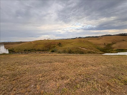 Terreno à Venda